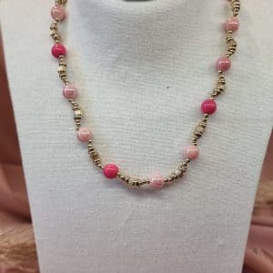 Boutique : bracelet à petites perles roses